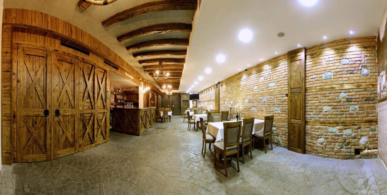 Hotel Happy Gjakova Εξωτερικό φωτογραφία