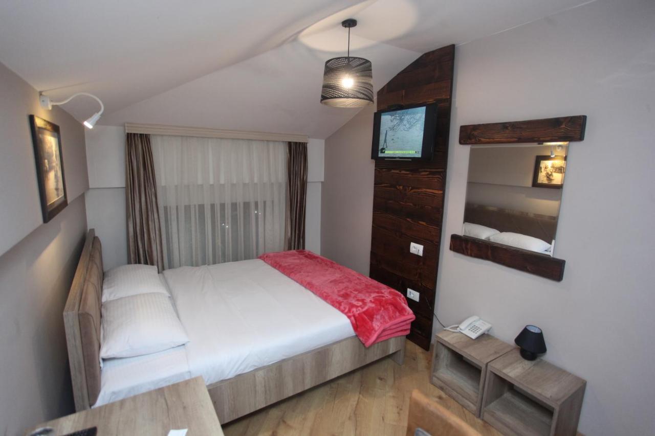 Hotel Happy Gjakova Εξωτερικό φωτογραφία