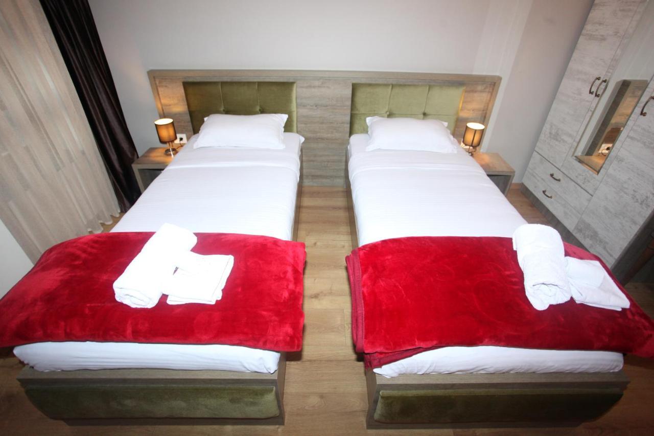 Hotel Happy Gjakova Εξωτερικό φωτογραφία