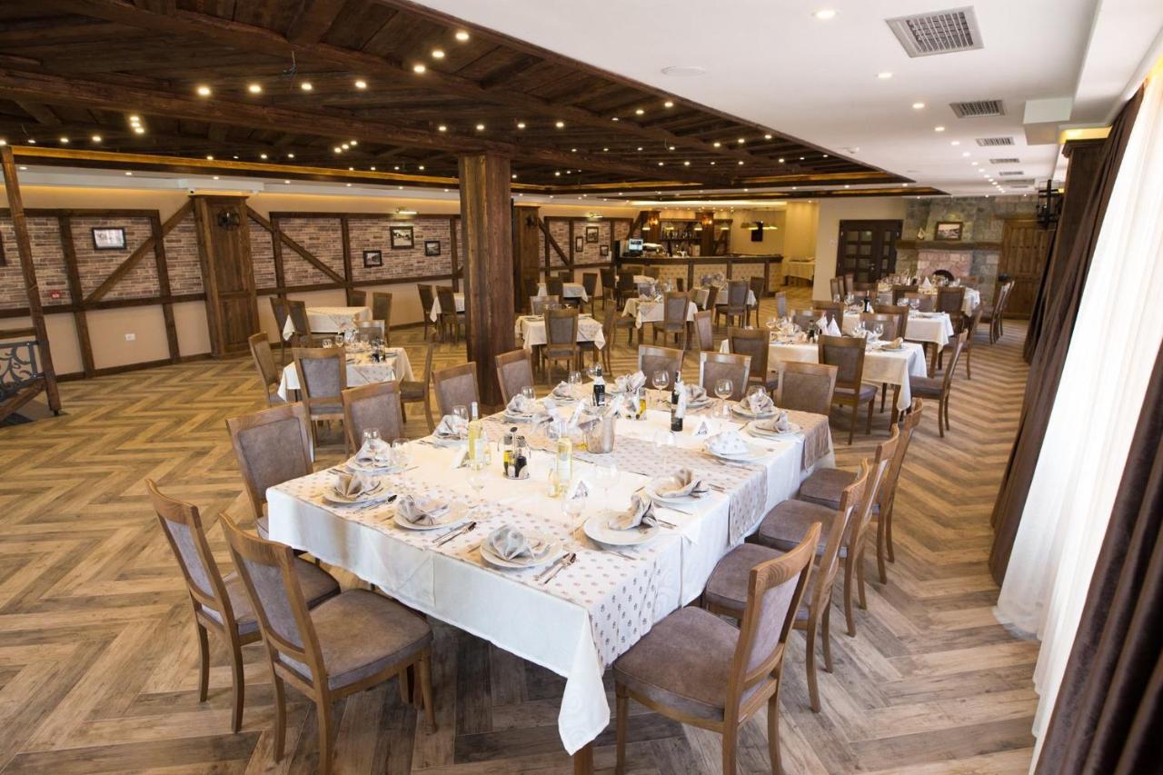 Hotel Happy Gjakova Εξωτερικό φωτογραφία